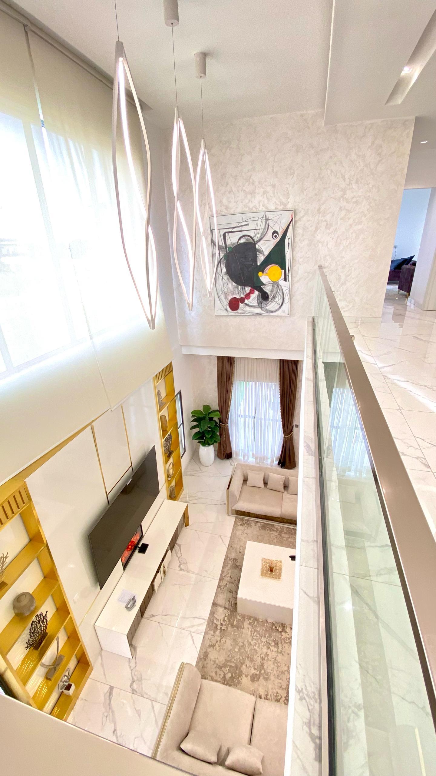 5 bedroom detached home with snooker, gym, swimmingpool, rooftop terrace and sea view photo 3