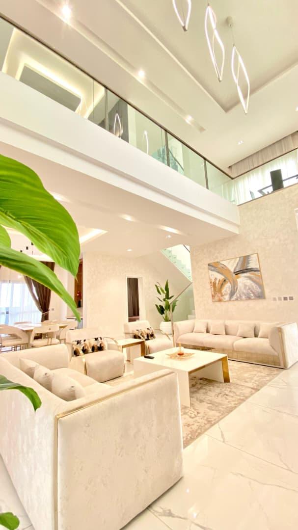 5 bedroom detached home with snooker, gym, swimmingpool, rooftop terrace and sea view photo 4