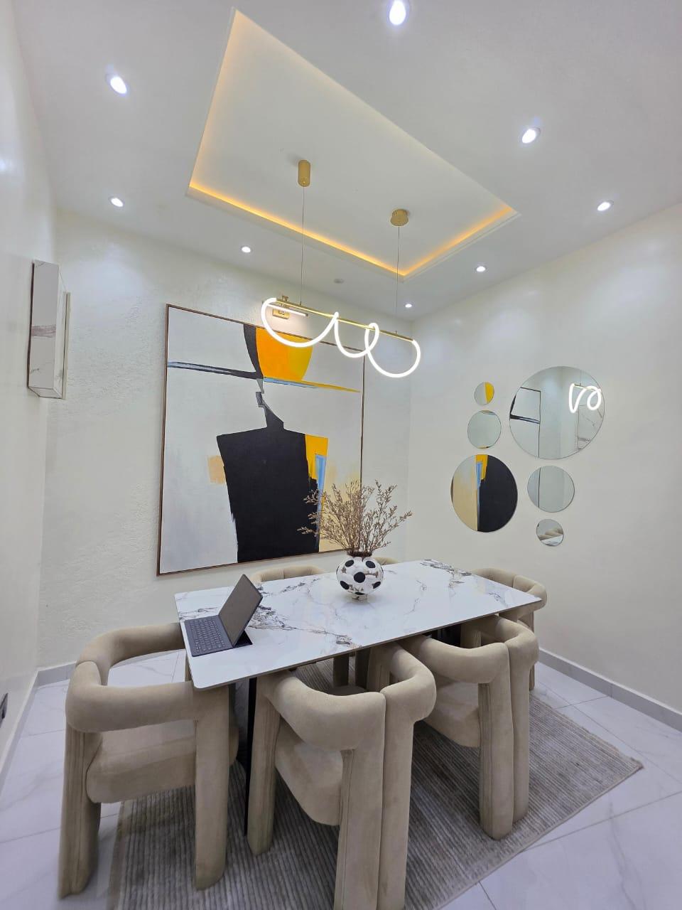 Luxury One Bedroom Apartment with pool and gym..