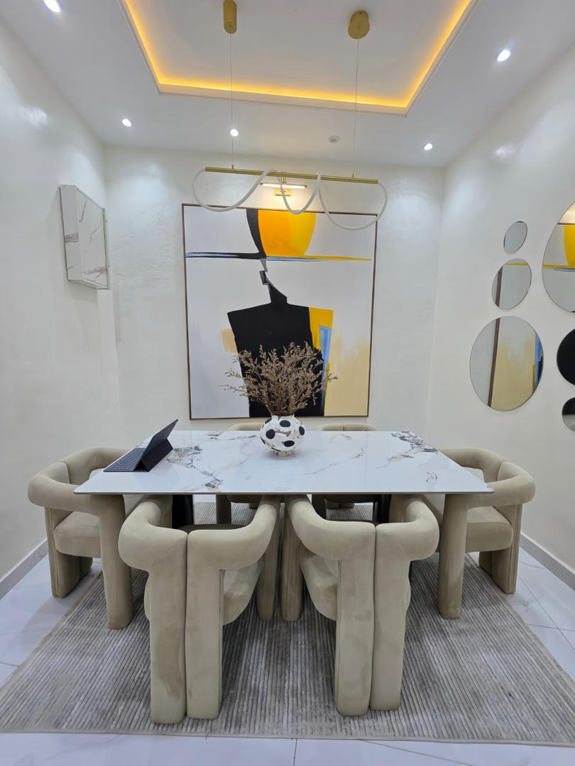 Luxury One Bedroom Apartment with pool and gym.. photo 2