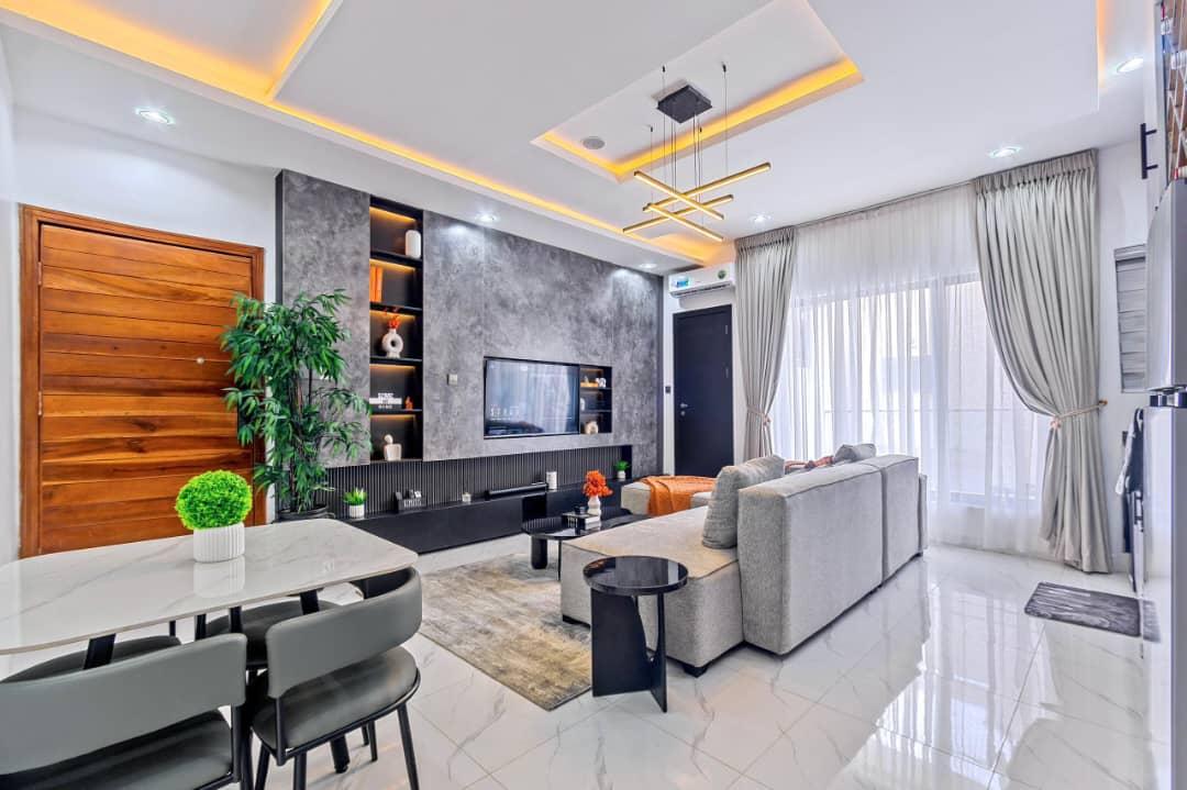 Experience maximum comfort in our modern 1/2 bedroom city view apartment with a PS5, swimming pool, gym and 2 spacious balconies photo 3