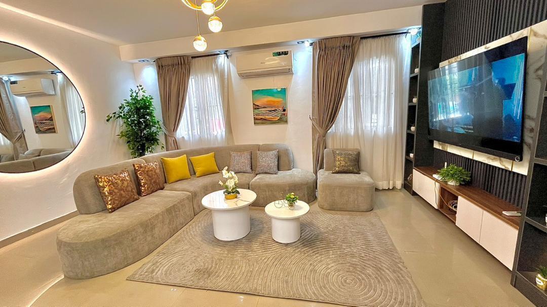 Beautiful 3 bedroom apartment