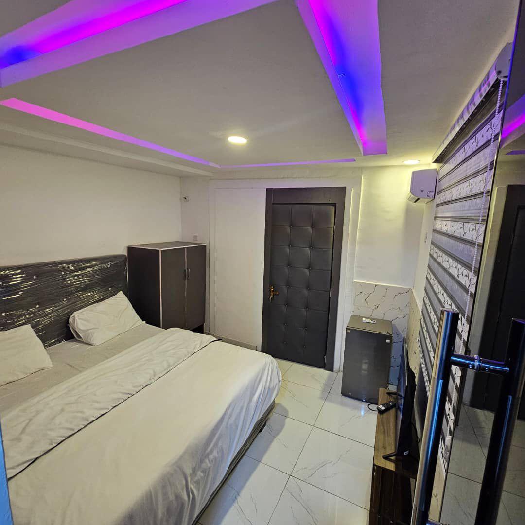 Studio apartment with pool in ikeja photo 3