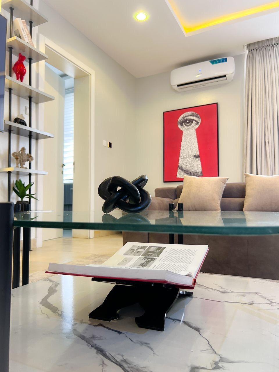 ULTRA MODERN 3 bed smart apartment photo 5
