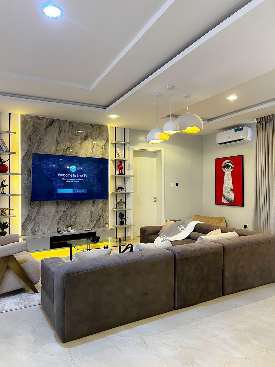 ULTRA MODERN 3 bed smart apartment