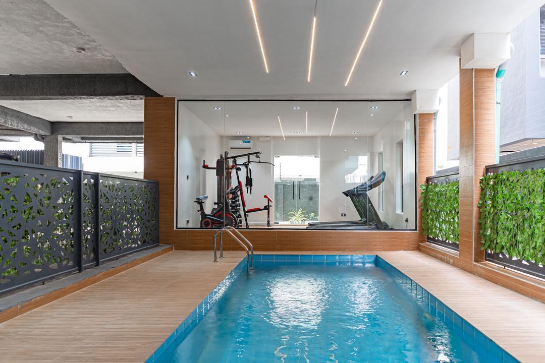 Two bedroom apartment with pool and gym