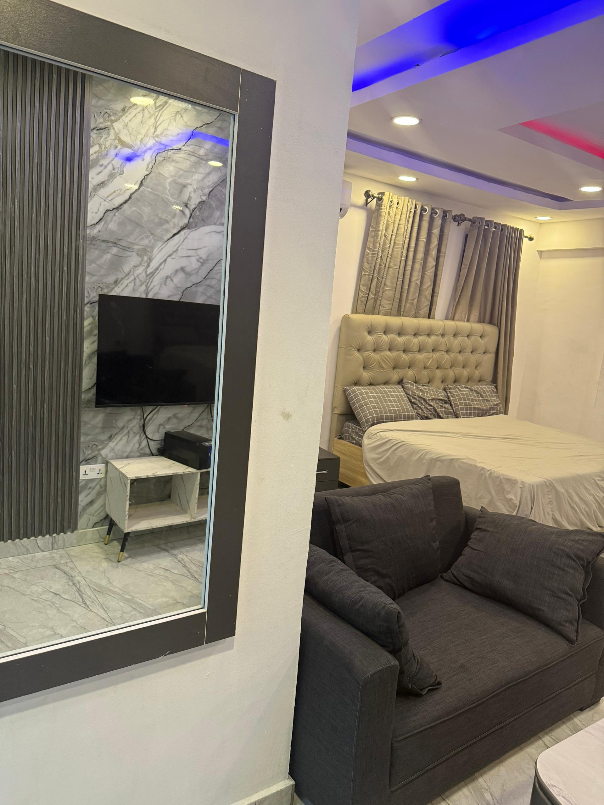 SPACIOUS STUDIO APARTMENT WITH POOL IN IKEJA*