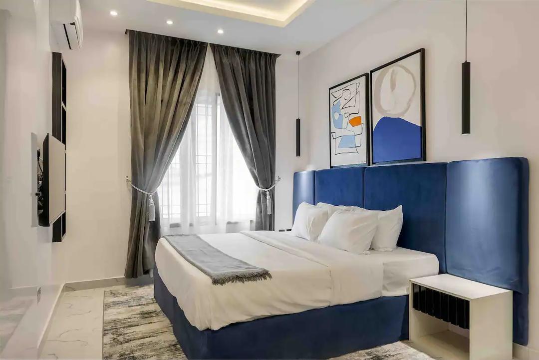 Live luxuriously 2 bedroom Apartment Lekki Phase 1
photo 4