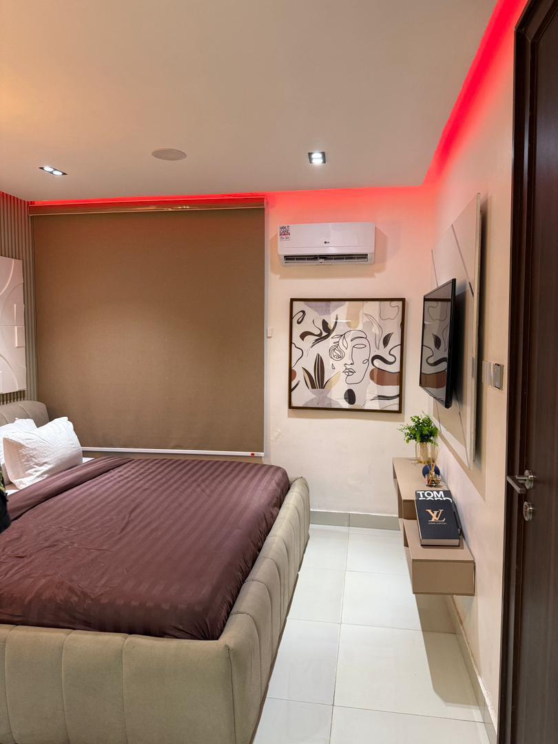 Spacious studio apartment