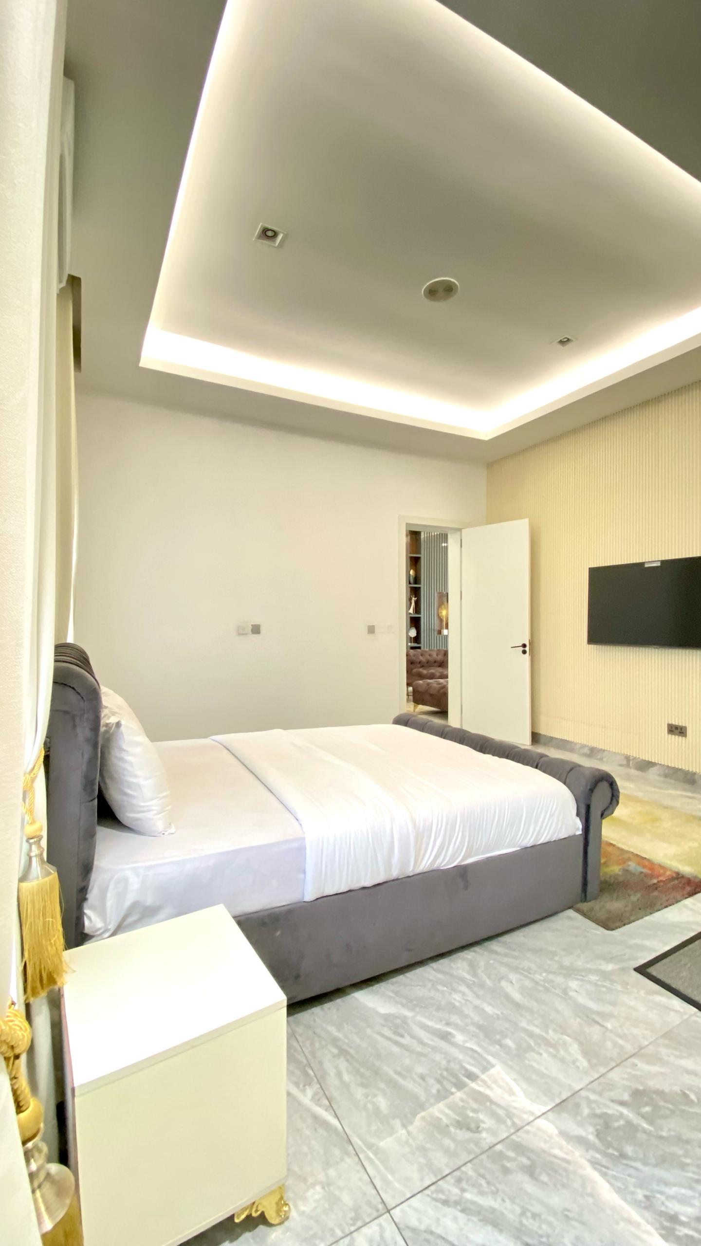 Brand new studio apartment in yaba