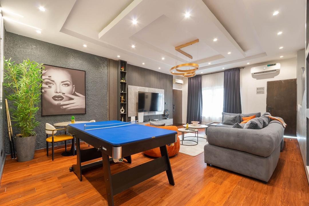 3 bedroom apartment with top notch amenities available for short/long stay.
photo 3