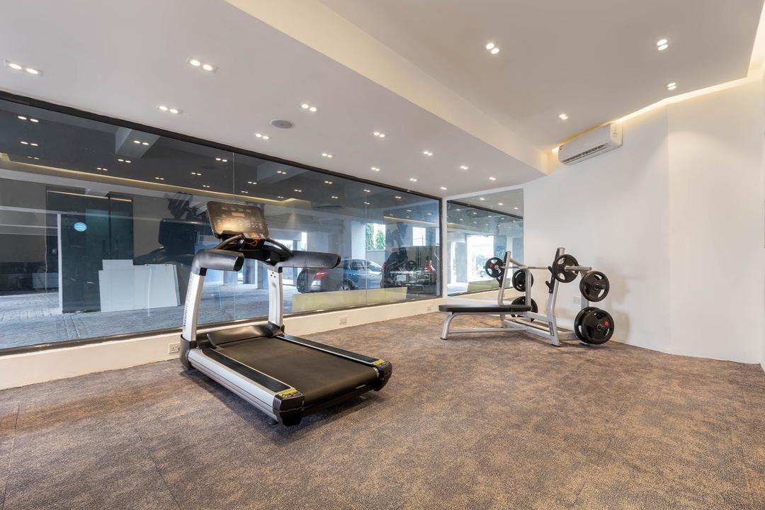 Luxury 1 bedroom with 2balconies, Swimming pool, Snooker board, Gym, Wine Bar & Clean water*