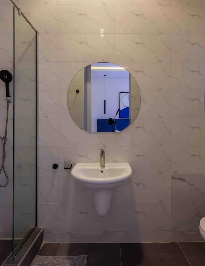 Brand New Luxurious Two (2) Bedroom Apartment with Snooker in Egbeda*